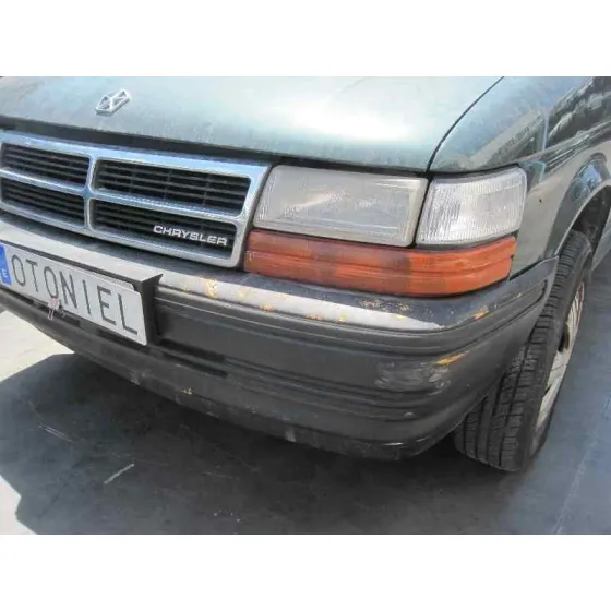 CHRYSLER VOYAGER (ES) '1995 2.5 TD LE GRAND VOYAGER VERDE