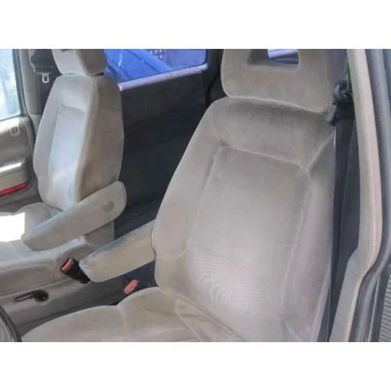 CHRYSLER VOYAGER (ES) '1995 2.5 TD LE GRAND VOYAGER VERDE