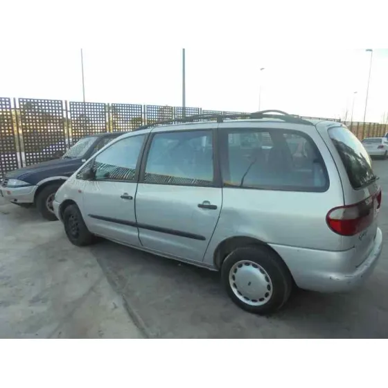 FORD GALAXY (VX) '1998 GHIA PLATA
