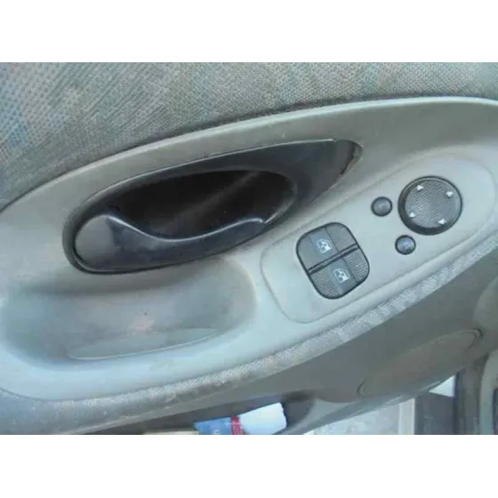 FORD GALAXY (VX) '1998 GHIA PLATA