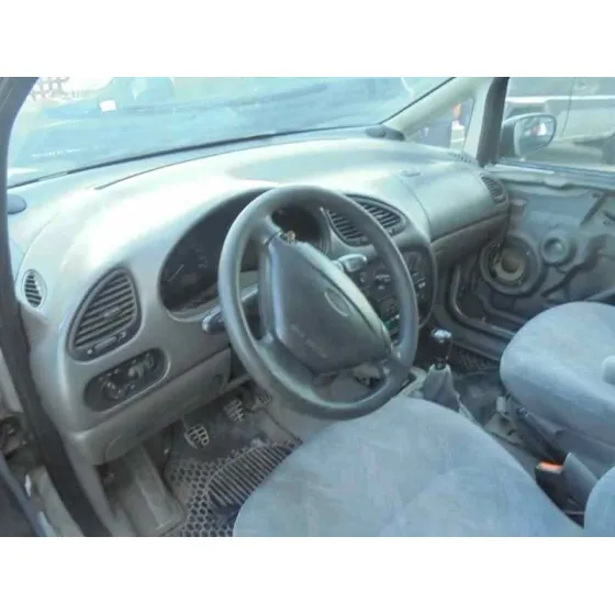FORD GALAXY (VX) '1998 GHIA PLATA
