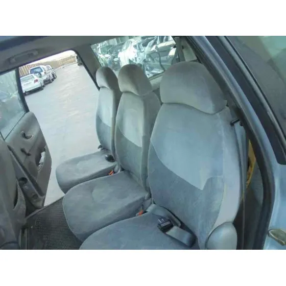FORD GALAXY (VX) '1998 GHIA PLATA