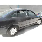 VOLKSWAGEN PASSAT BERLINA (3B2) VOLKSWAGEN PASSAT BERLINA (3B2) '1999 COMFORTLINE NEGRO 1996