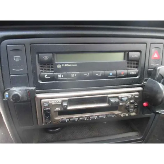 VOLKSWAGEN PASSAT BERLINA (3B2) '1999 COMFORTLINE NEGRO