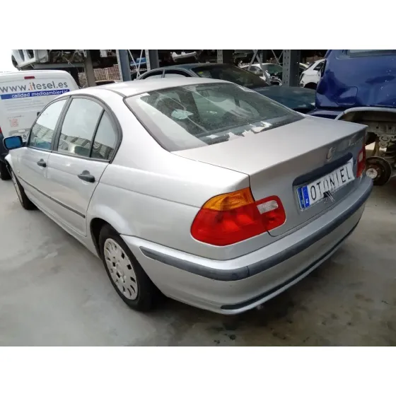 BMW SERIE 3 BERLINA (E46) '2000 320D GRIS