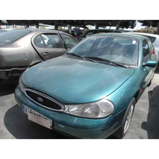 FORD MONDEO BERLINA (GD) '1999 AMBIENTE VERDE