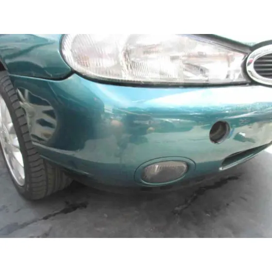 FORD MONDEO BERLINA (GD) '1999 AMBIENTE VERDE