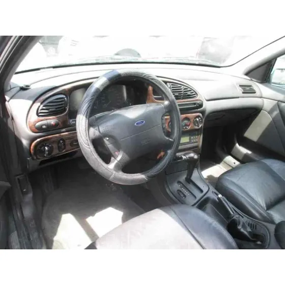 FORD MONDEO BERLINA (GD) '1999 AMBIENTE VERDE