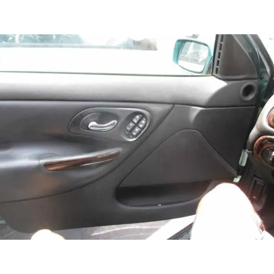 FORD MONDEO BERLINA (GD) '1999 AMBIENTE VERDE