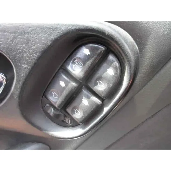 FORD MONDEO BERLINA (GD) '1999 AMBIENTE VERDE