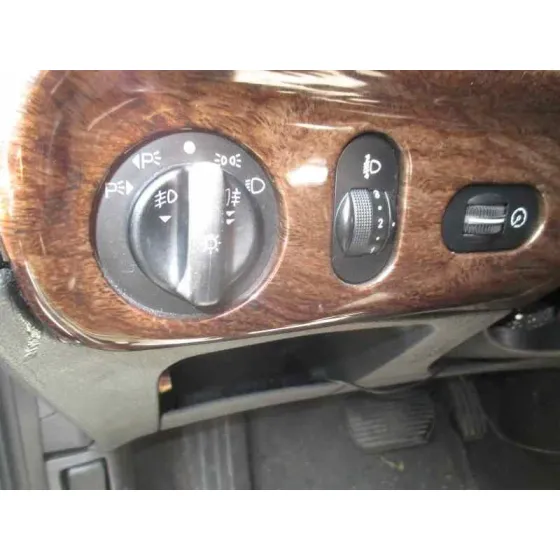 FORD MONDEO BERLINA (GD) '1999 AMBIENTE VERDE