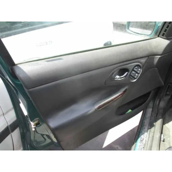 FORD MONDEO BERLINA (GD) '1999 AMBIENTE VERDE