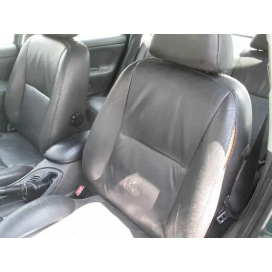 FORD MONDEO BERLINA (GD) '1999 AMBIENTE VERDE