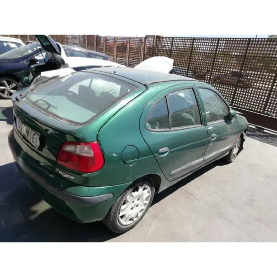 RENAULT MEGANE I FASE 2 BERLINA (BA0) '1999 1.9 D RT VERDE