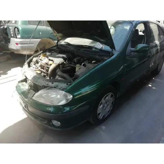 RENAULT MEGANE I FASE 2 BERLINA (BA0) '1999 1.9 D RT VERDE