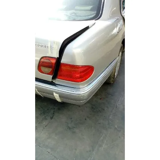 MERCEDES CLASE E (W210) BERLINA DIESEL '1999 300 TURBODIESEL (210.025) CHAMPAN