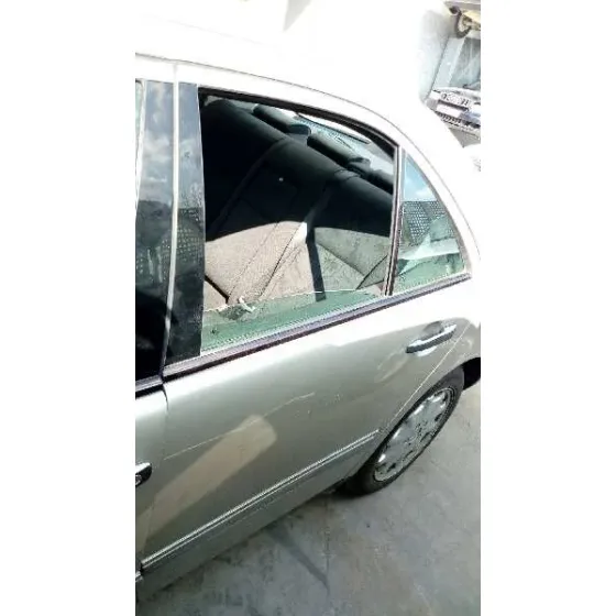 MERCEDES CLASE E (W210) BERLINA DIESEL '1999 300 TURBODIESEL (210.025) CHAMPAN