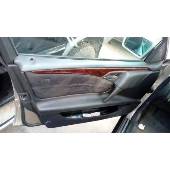 MERCEDES CLASE E (W210) BERLINA DIESEL '1999 300 TURBODIESEL (210.025) CHAMPAN