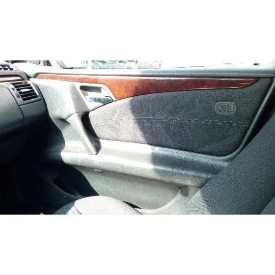 MERCEDES CLASE E (W210) BERLINA DIESEL '1999 300 TURBODIESEL (210.025) CHAMPAN
