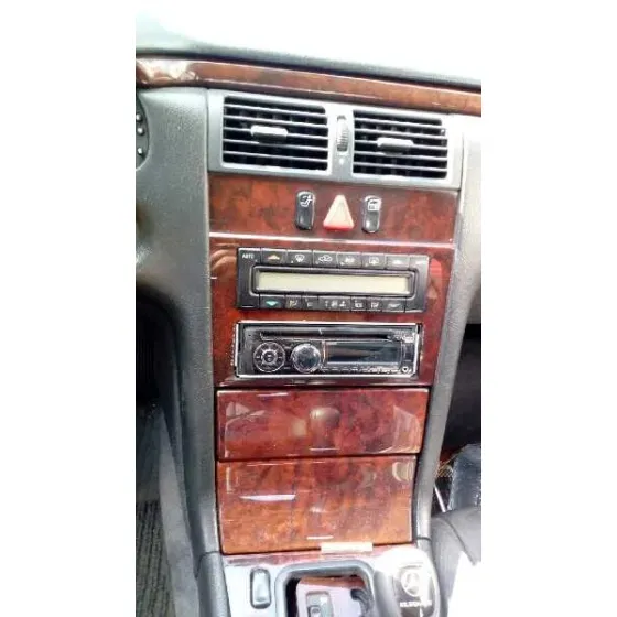 MERCEDES CLASE E (W210) BERLINA DIESEL '1999 300 TURBODIESEL (210.025) CHAMPAN