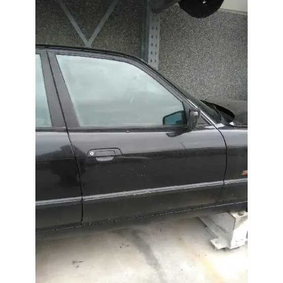 BMW SERIE 5 BERLINA (E34) '1995 525TD EXECUTIVE NEGRO