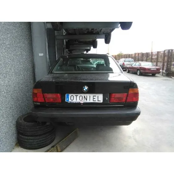 BMW SERIE 5 BERLINA (E34) '1995 525TD EXECUTIVE NEGRO