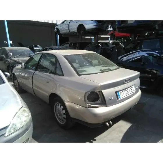 AUDI A4 BERLINA (B5) '1999 1.9 TDI MARRON