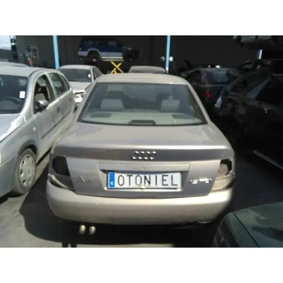 AUDI A4 BERLINA (B5) '1999 1.9 TDI MARRON