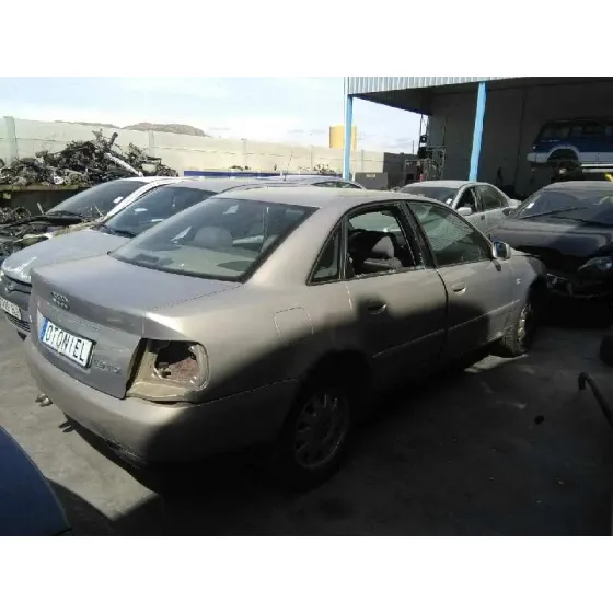 AUDI A4 BERLINA (B5) '1999 1.9 TDI MARRON