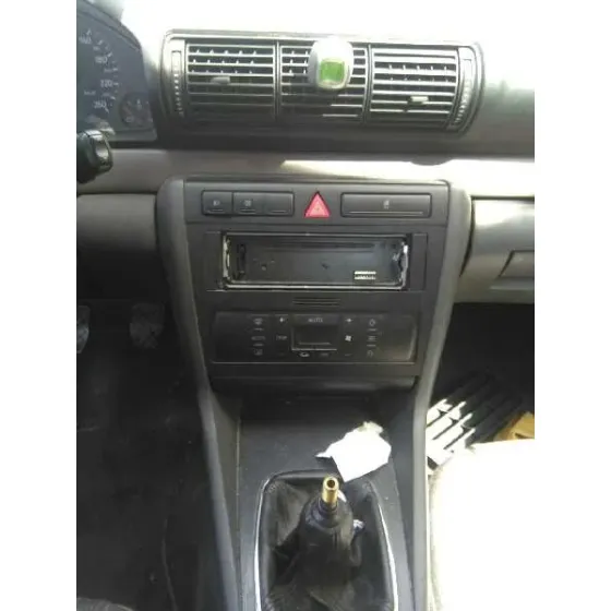AUDI A4 BERLINA (B5) '1999 1.9 TDI MARRON