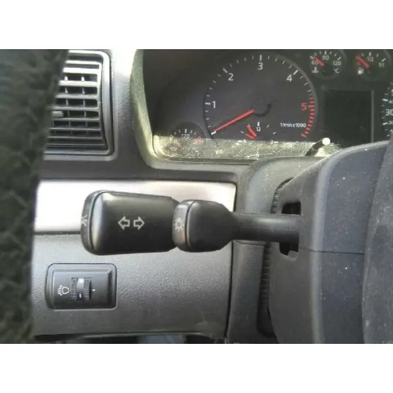 AUDI A4 BERLINA (B5) '1999 1.9 TDI MARRON