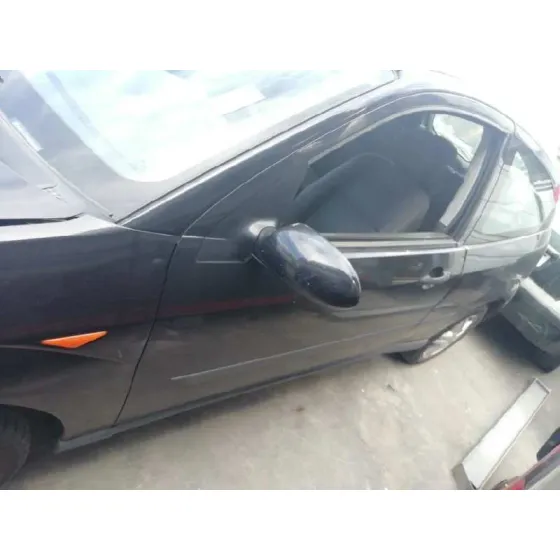 FORD FOCUS BERLINA (CAK) '1999 1.6 16V CAT NEGRO