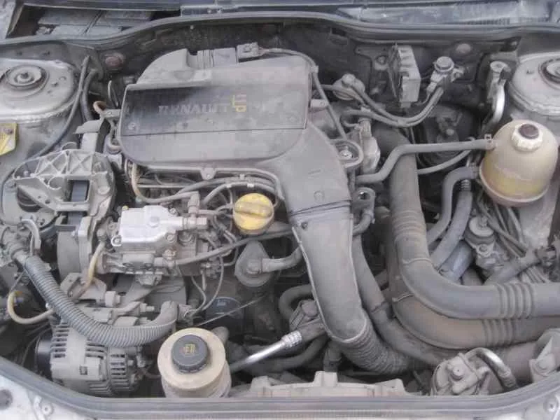 RENAULT MEGANE I FASE 2 BERLINA (BA0) RENAULT MEGANE I FASE 2 BERLINA (BA0) '2000 1.9 D RT GRIS 1999