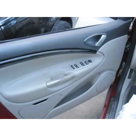 CITROEN C5 BERLINA '2005 2.0 16V CAT (RFJ / EW10A) GRANATE