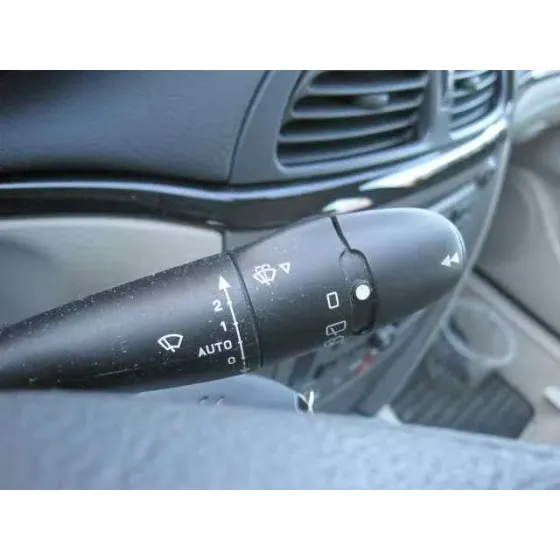 CITROEN C5 BERLINA '2005 2.0 16V CAT (RFJ / EW10A) GRANATE