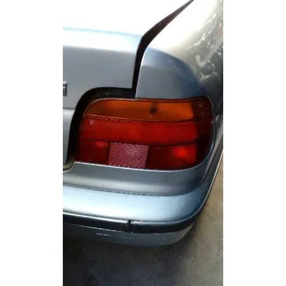 BMW SERIE 5 BERLINA (E39) '1997 528I GRIS PERLA