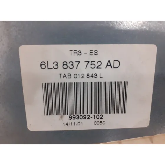 Elevalunas Delantero Derecho para Seat Ibiza (6L1)