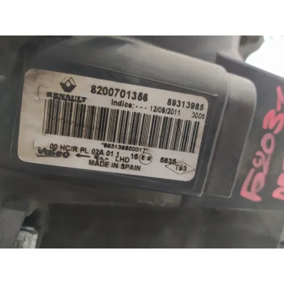 Faro Derecho para Renault Trafic Caja Cerrada (Ab 4.01)
