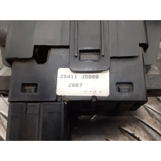 Mando Elevalunas Trasero Izquierdo para Nissan Qashqai (J10)