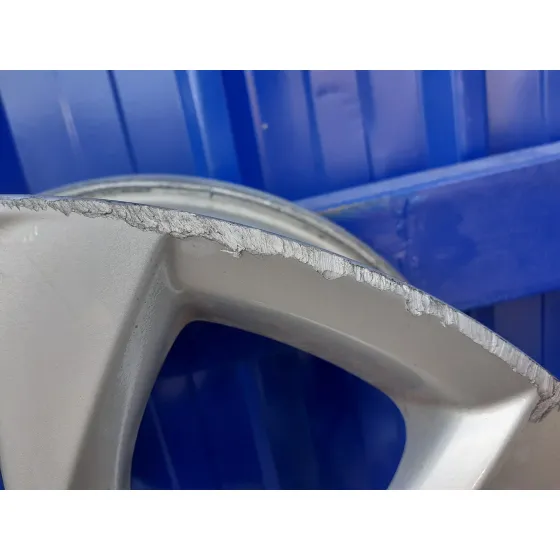 Llanta para Mazda 3 Lim. (Bl)