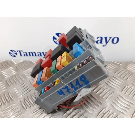 Caja Reles / Fusibles para Peugeot Bipper