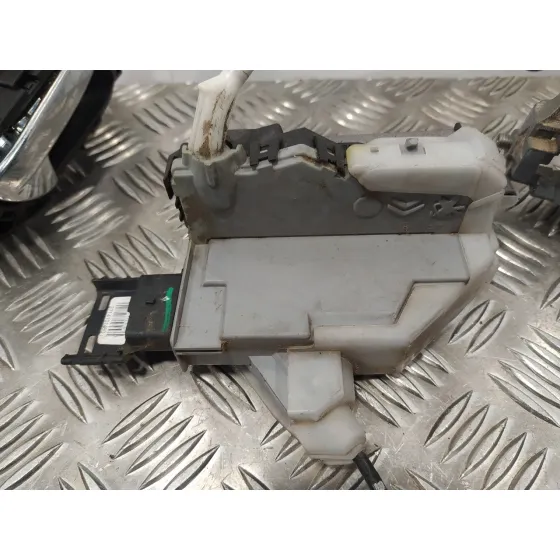 Cerradura Puerta Trasera Derecha para Peugeot 5008
