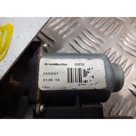 Elevalunas Delantero Izquierdo para Renault Clio Iii
