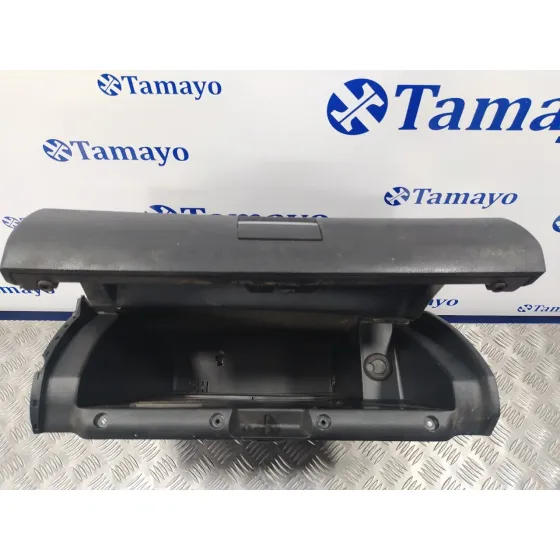 Guantera para Mercedes-Benz Clase A (W169)