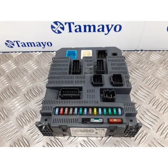 Caja Reles / Fusibles para Peugeot 308