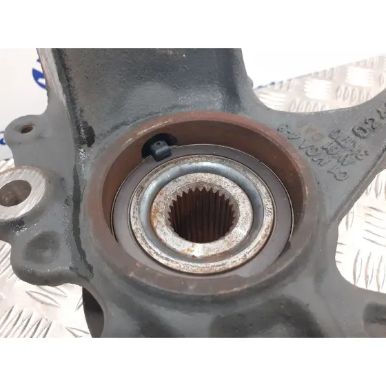 Mangueta Delantera Derecha para Ford Focus Turn. (Cb8)
