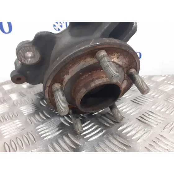 Mangueta Delantera Derecha para Ford Focus Turn. (Cb8)