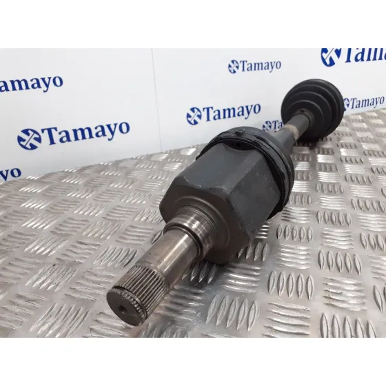 Transmision Delantera Izquierda para Ford Transit Caja Cerrada '06