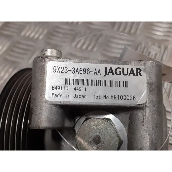 Bomba Direccion para Jaguar Xf