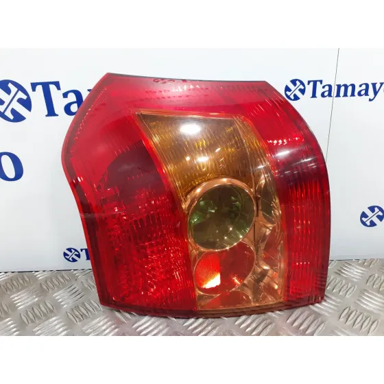 Piloto Trasero Izquierdo para Toyota Corolla (E12)